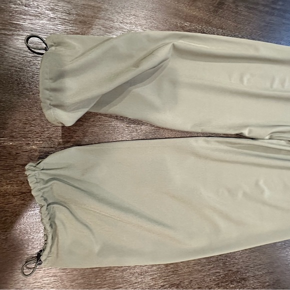 Traveler Jumpsuit Abercrombie & Fitch - Picture 7 of 10